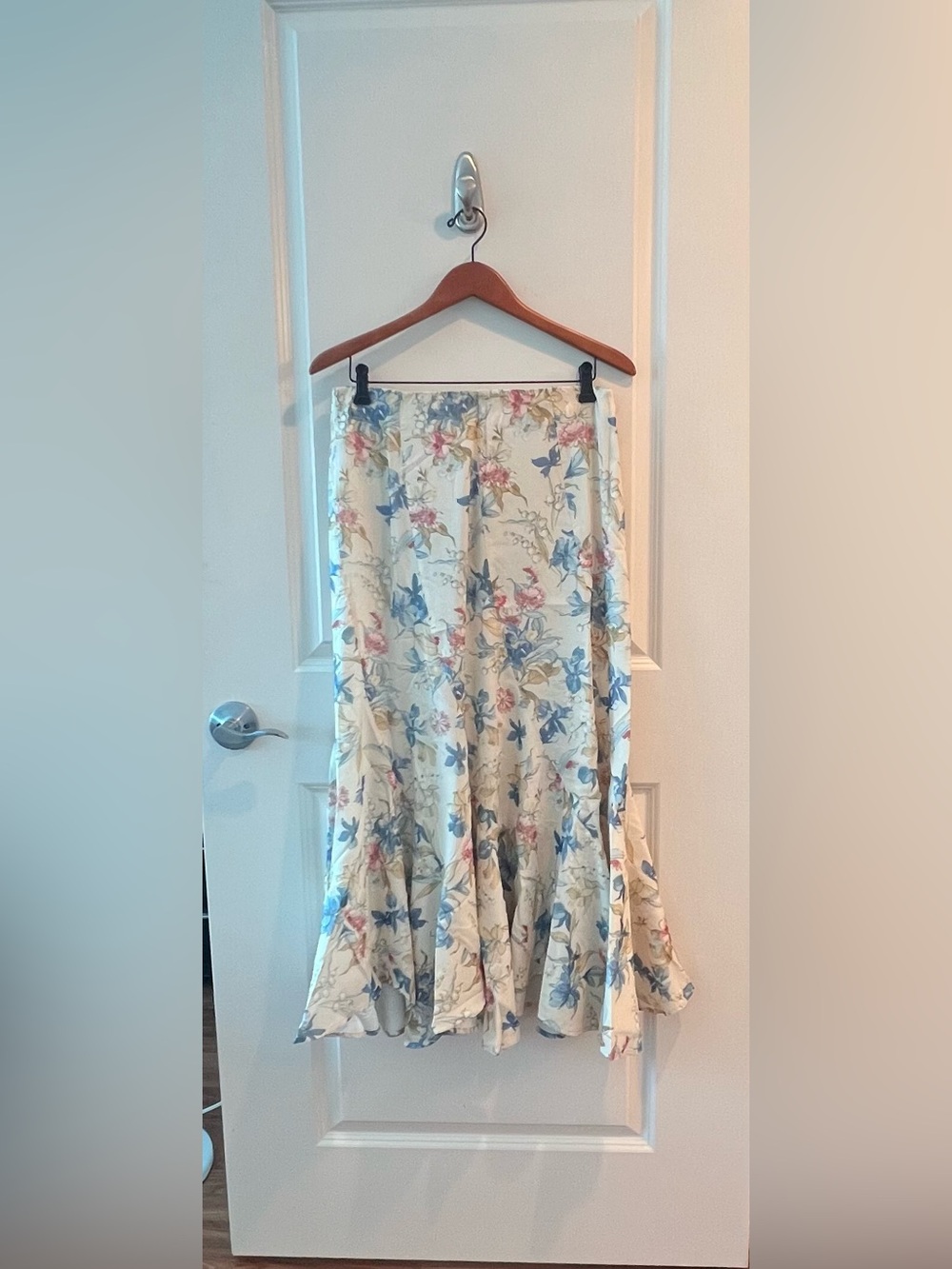 Tuckernuck NWT Cosmos Floral Mallory Skirt - Picture 4 of 15